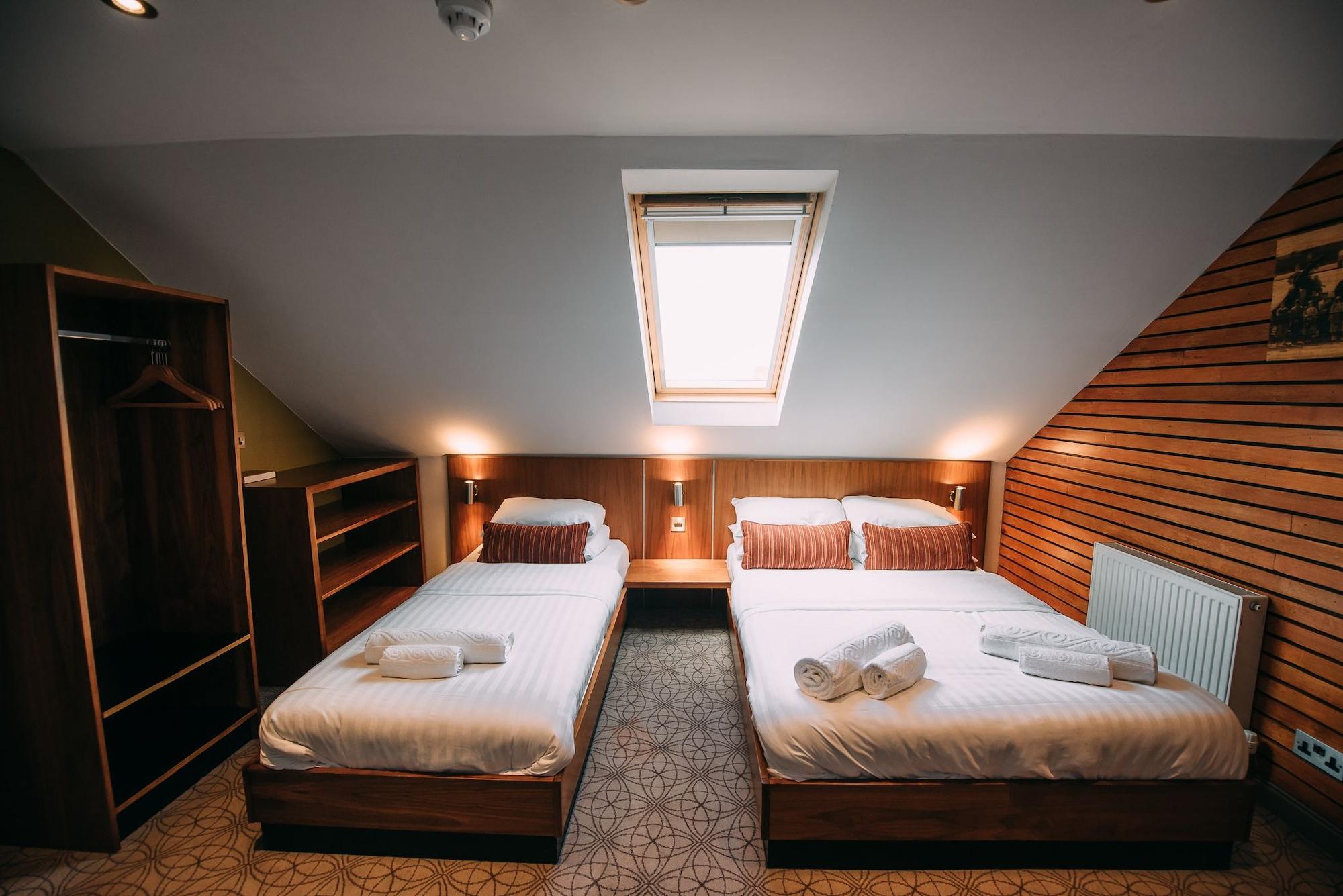 The Commercial Hotel Уишо Экстерьер фото